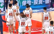 九游体育APP-一箭双雕！广东队“战略性”输给新疆男篮，杜锋想要做掉辽宁？