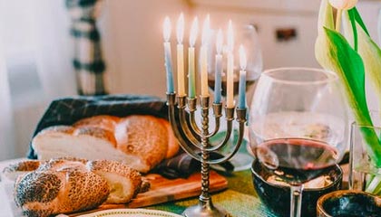 中国U23男足挺进决赛，京沪深蓉穗球迷订影音房热度高涨